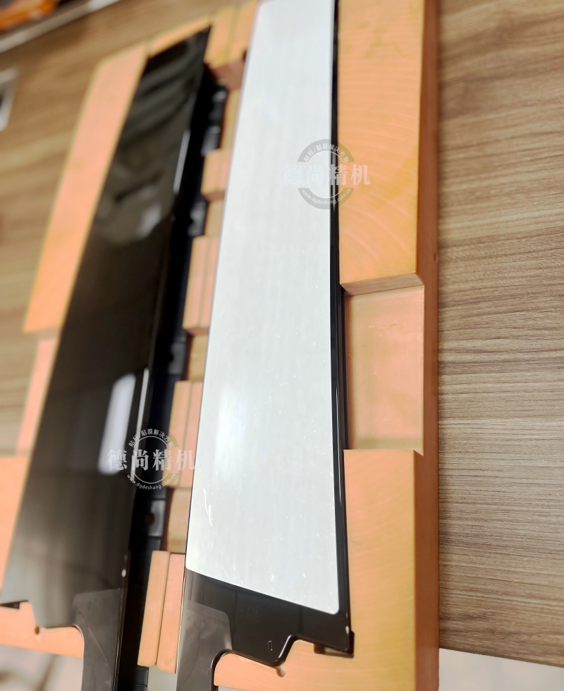 ABCD柱貼膜機怎么選？曲面無氣泡、高良品率機型才劃算